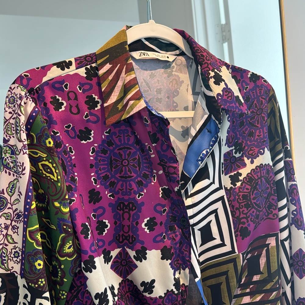 Zara - Printed Patchwork Flare Sleeve Button Up S… - image 4